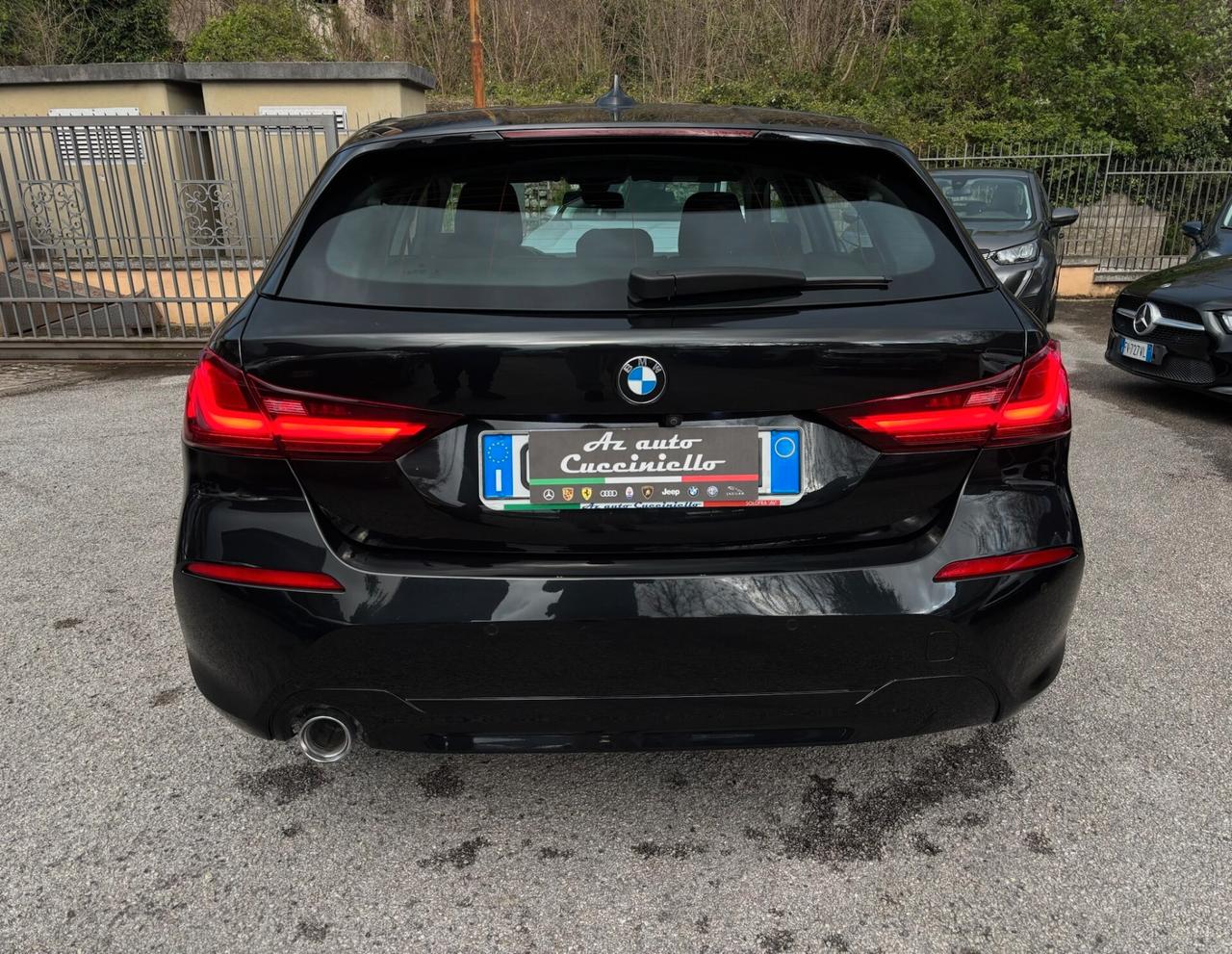 Bmw 116d 5p. Sport 116 CV AUTOMATIC FULL -LED- MATRIX