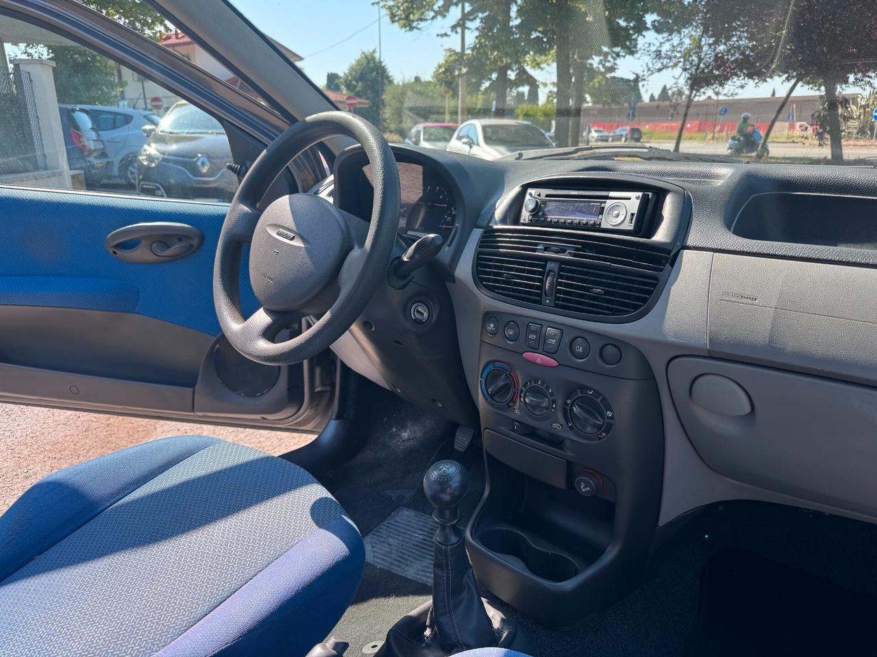 Fiat Punto 1.2i cat 3 porte Verve