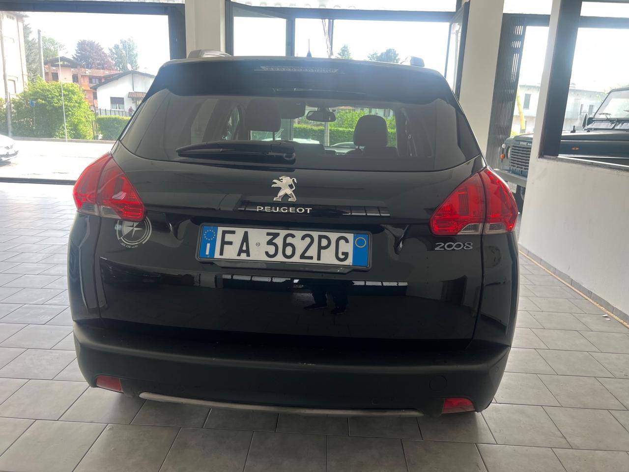 Peugeot 2008 BlueHDi 120 S&S Allure