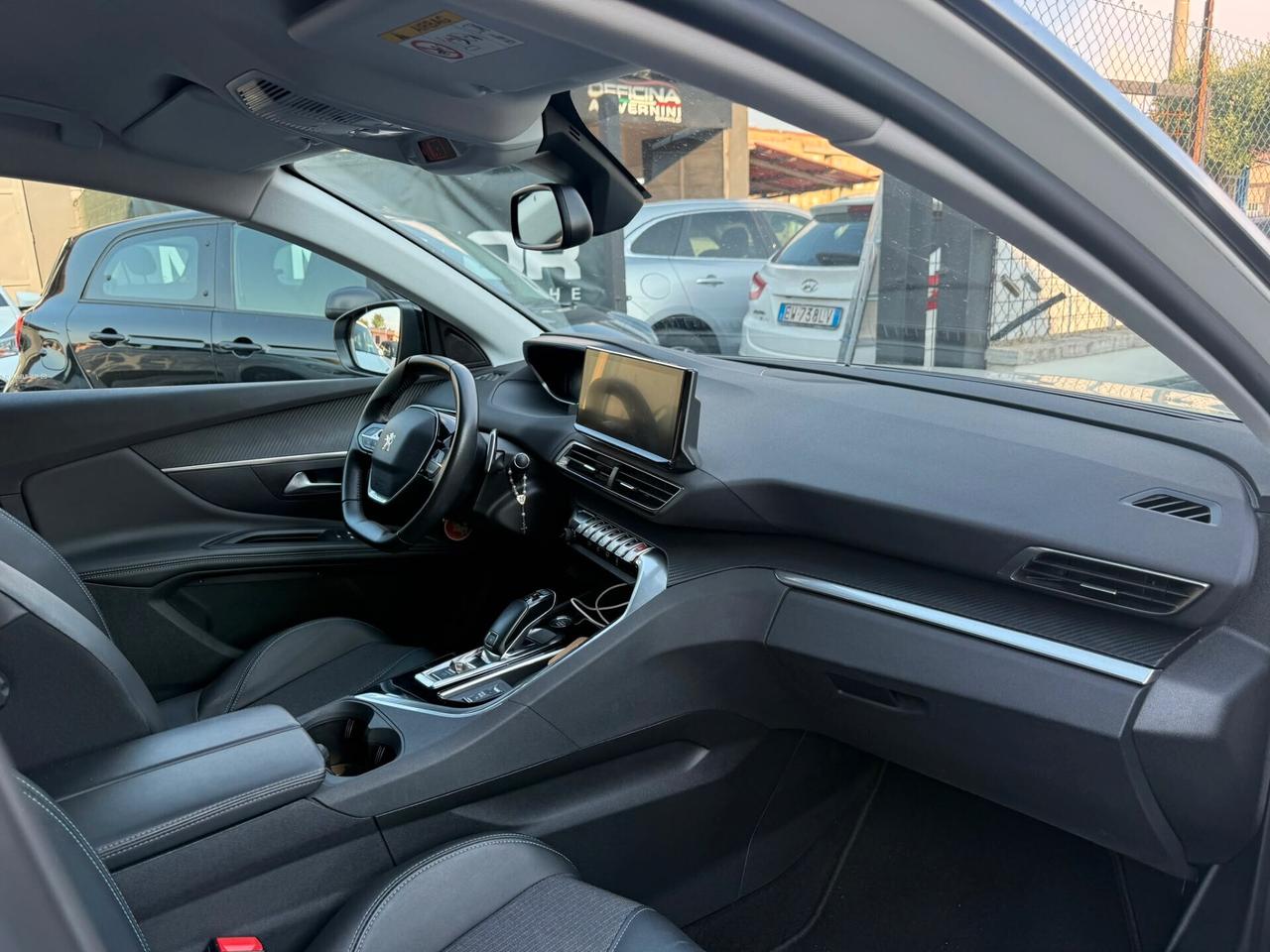 Peugeot 3008 BlueHDi 130 EAT8 AUTOMATICA - Full opt - Tutto incluso