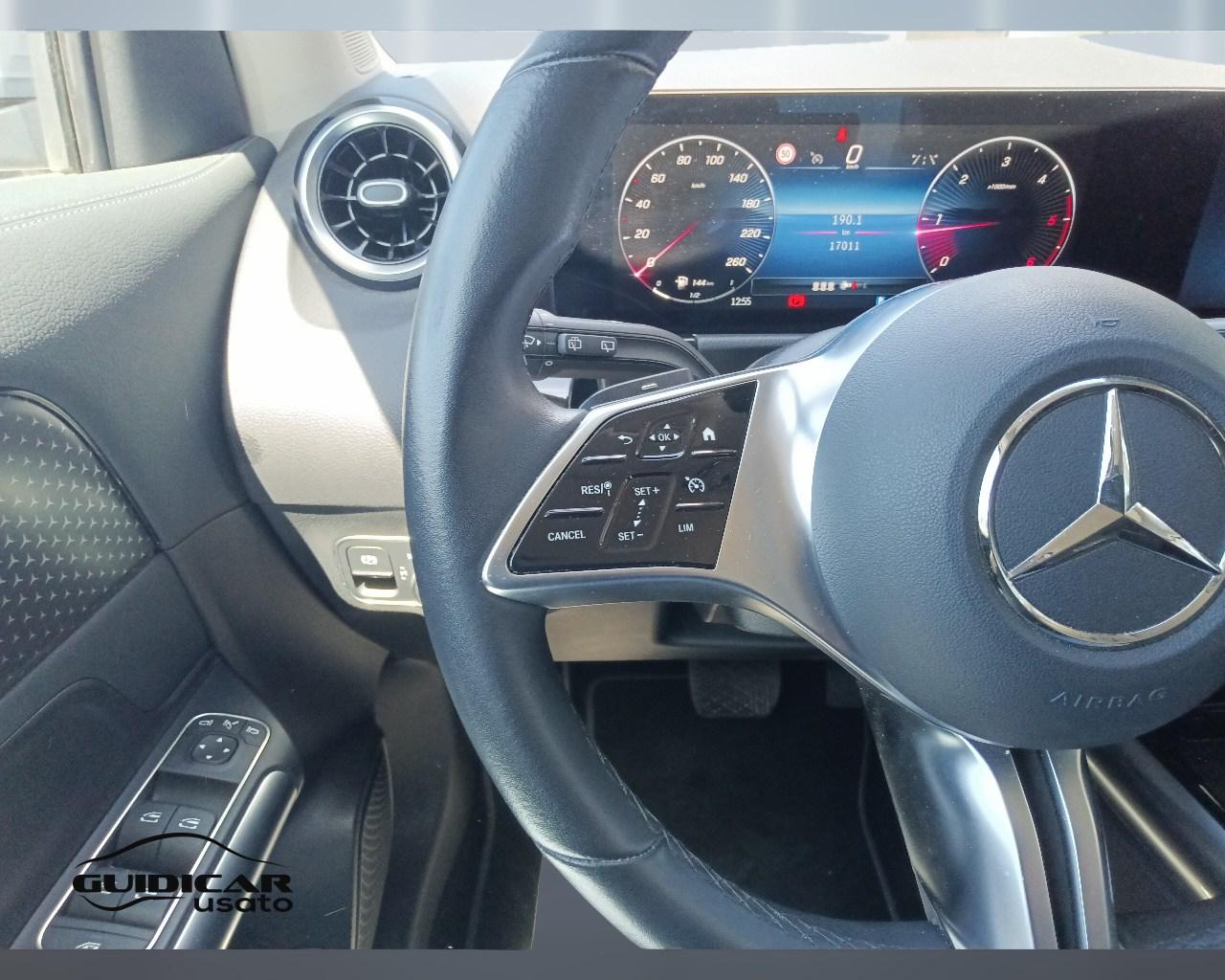 Mercedes-Benz GLA-H247 2023 - GLA 180 d Progressive Advanced auto