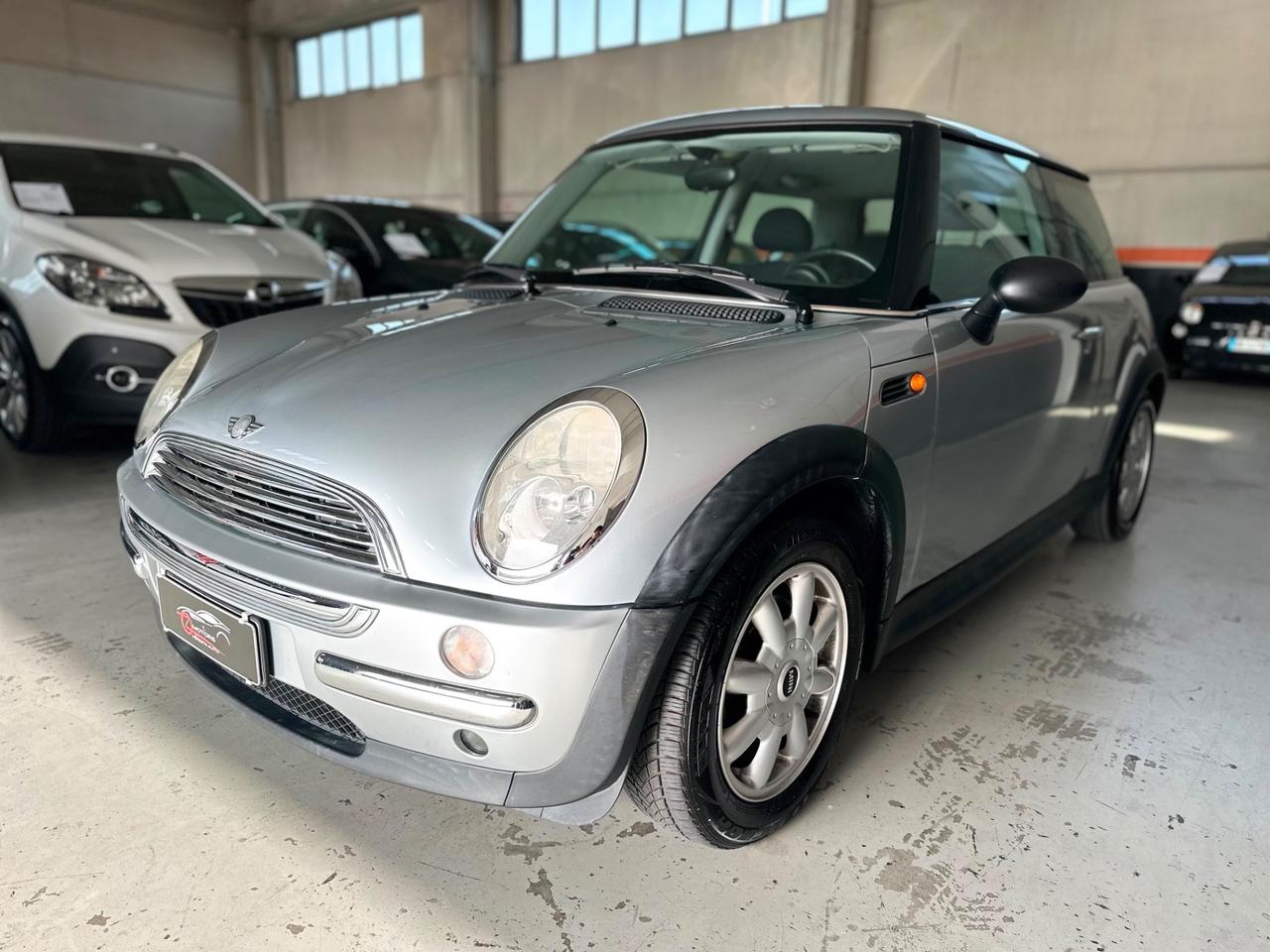 Mini 1.6 16V One de luxe NEOPATENTATI