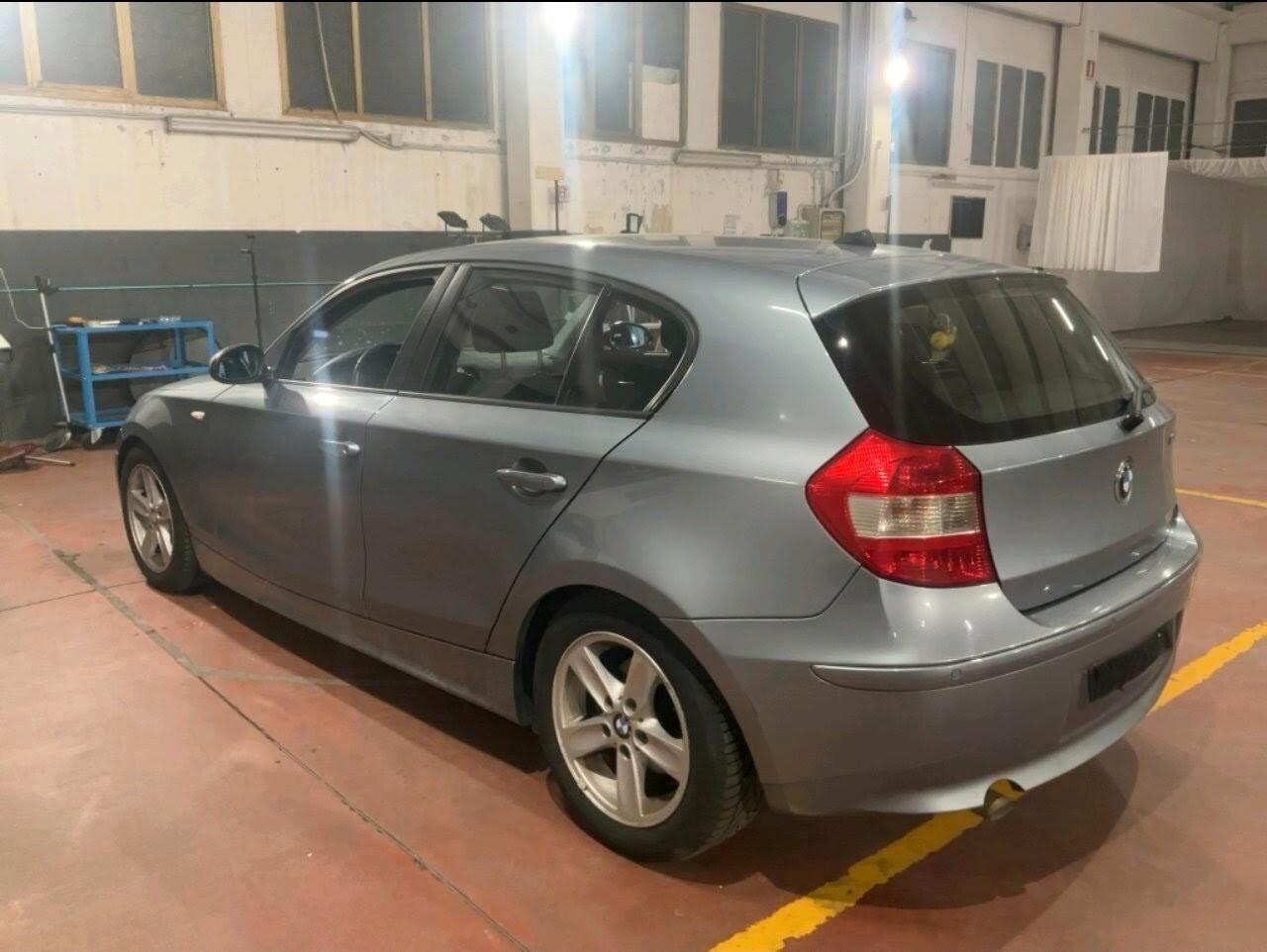 Bmw 118 118D 5P 122CV OK NEOPATENTATI MAI INCIDENTATA .