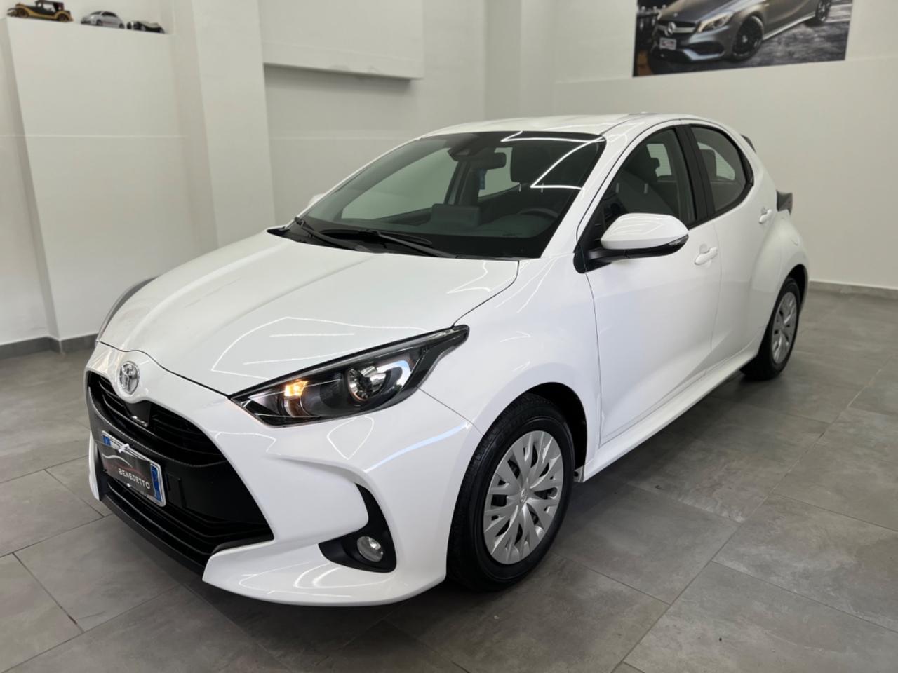 Toyota Yaris 1.0 5 porte Active 2023