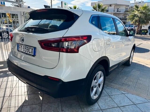 Nissan Qashqai 1.5 dCi 115 CV Business NAVI RETROCAMERA-1 PROPR.