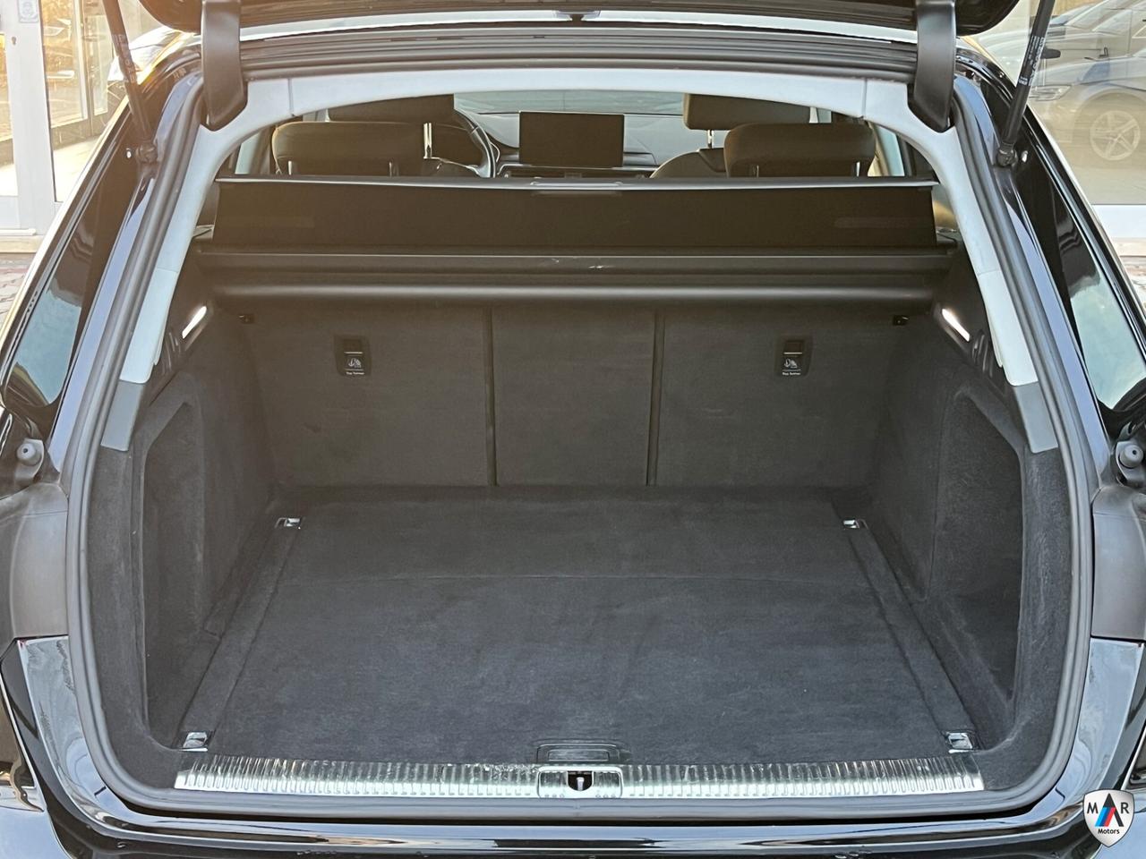 Audi A4 Avant 30 TDI mhev S tronic Business Advanced