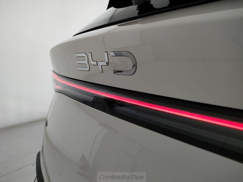 BYD Seal 6 DM-i Seal 6 DM-i Touring 1.5 phev Boost