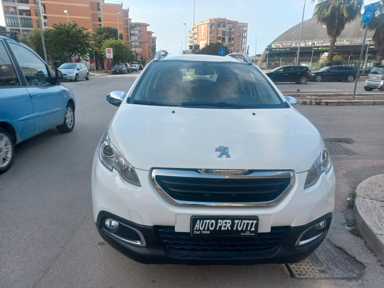 Peugeot 2008 PureTech "PARI AL NUOVO"