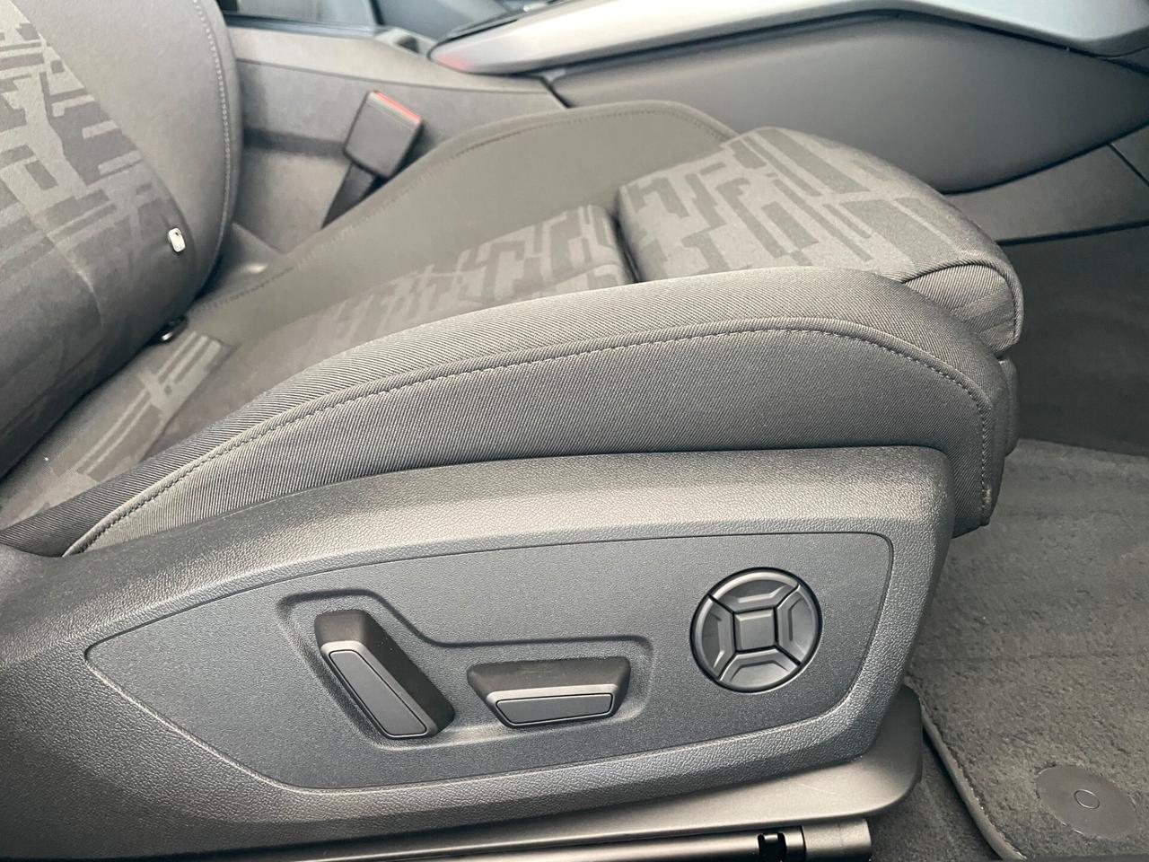 Audi A6 Avant 50 2.0 TFSI e quattro ultra S tronic Business