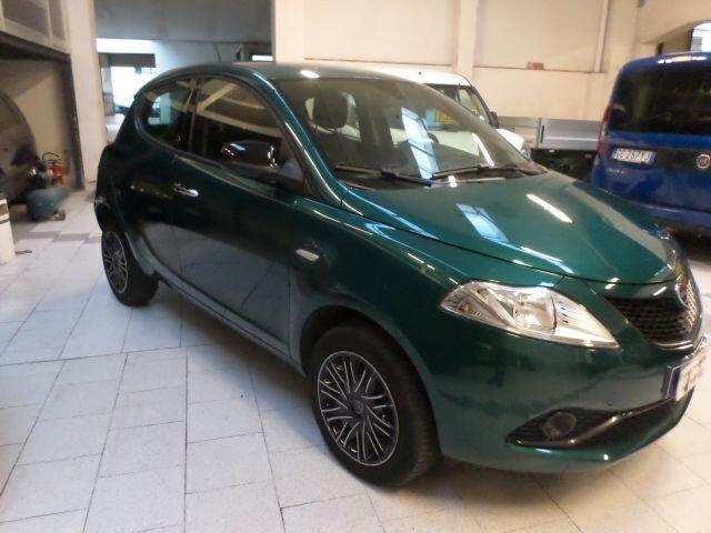 Lancia Ypsilon 0.9 TwinAir 5 porte Metano Ecochic Gold Euro6