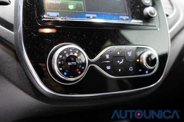 RENAULT Captur DCI 8V 90 CV BUSINESS NEOPATENTATI FARI LED