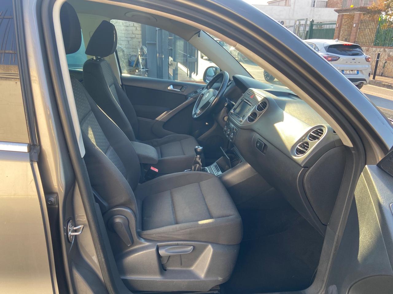 Volkswagen Tiguan 2.0 16V TDI DPF Trend & Fun (18°)