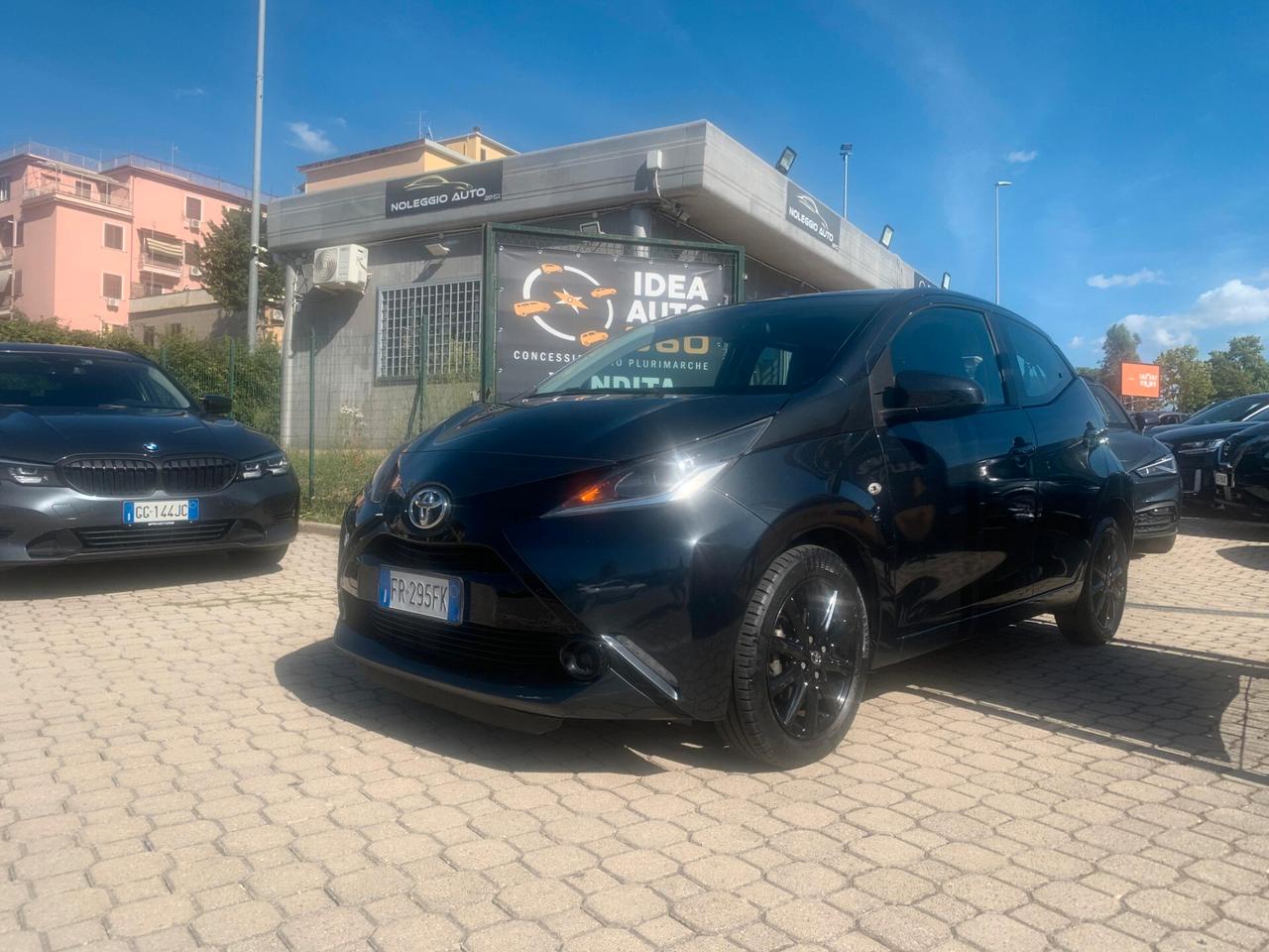 Toyota Aygo 1.0 VVT-i 69 CV 5 porte x-cool TSS MMT
