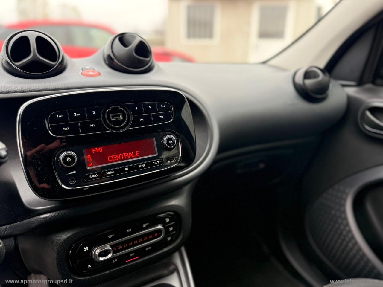 SMART forfour 70 1.0 twinamic Passion