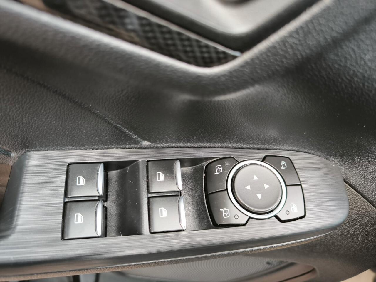 Ford Kuga 2.0 EcoBlue Hybrid 150 CV 2WD ST-Line