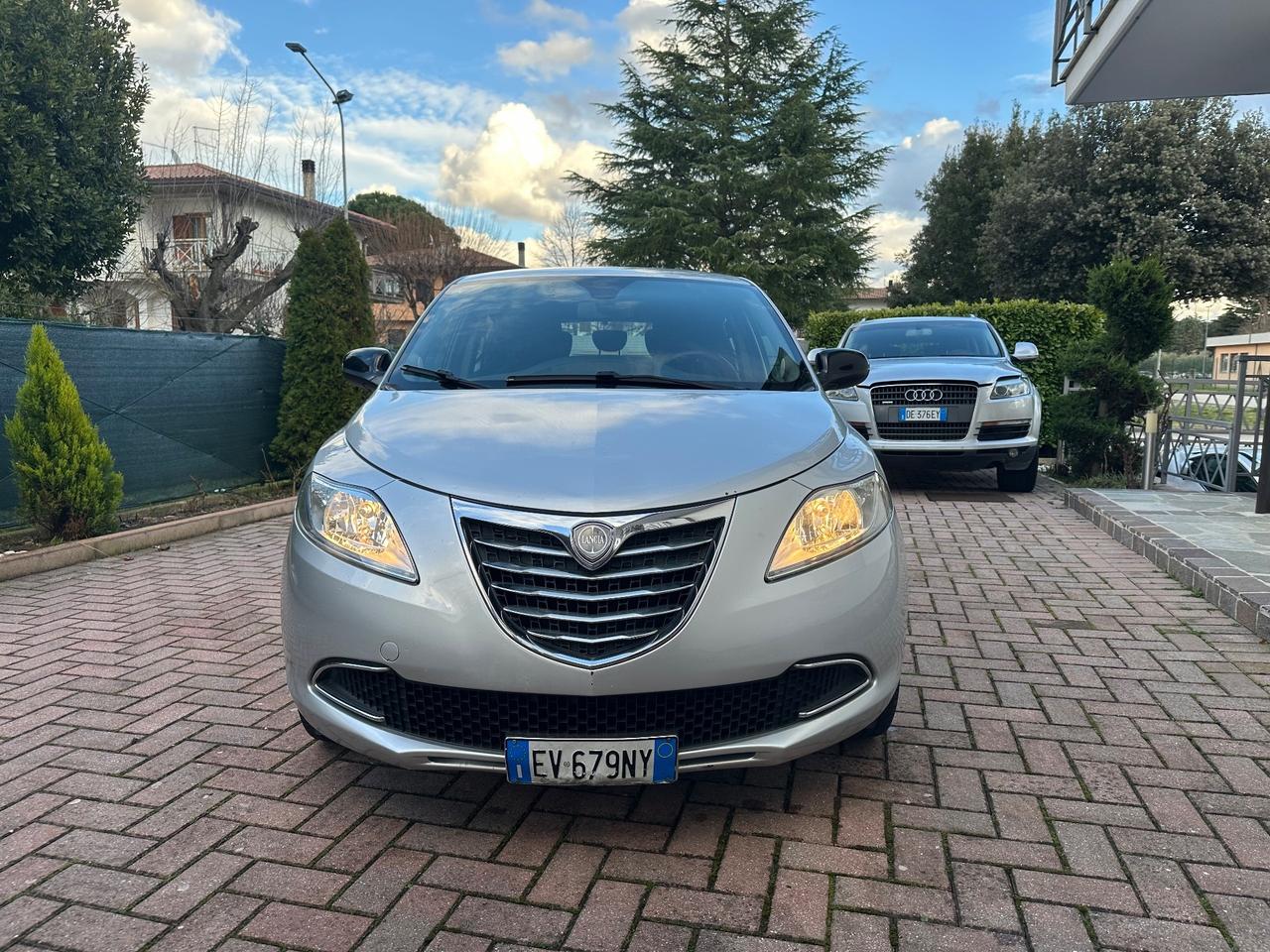 Lancia Ypsilon 1.2 69 CV 5 porte GPL Ecochic Platinum