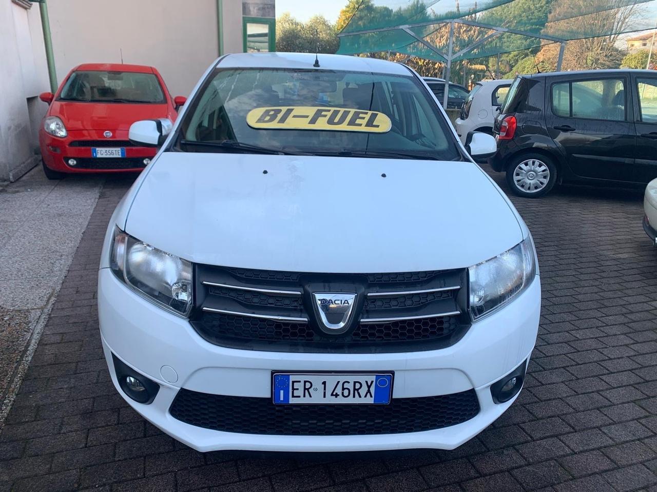 Dacia Sandero 1.2 GPL 75CV Lauréate benz gpl