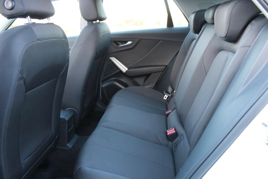 AUDI Q2 1.6 TDI 115CV *TETTO APRIBILE *CERCHI 17''