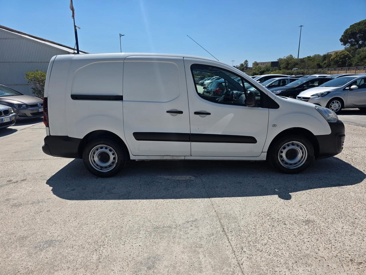 Citroen Berlingo BlueHDi 100 Van 3 posti Club L2