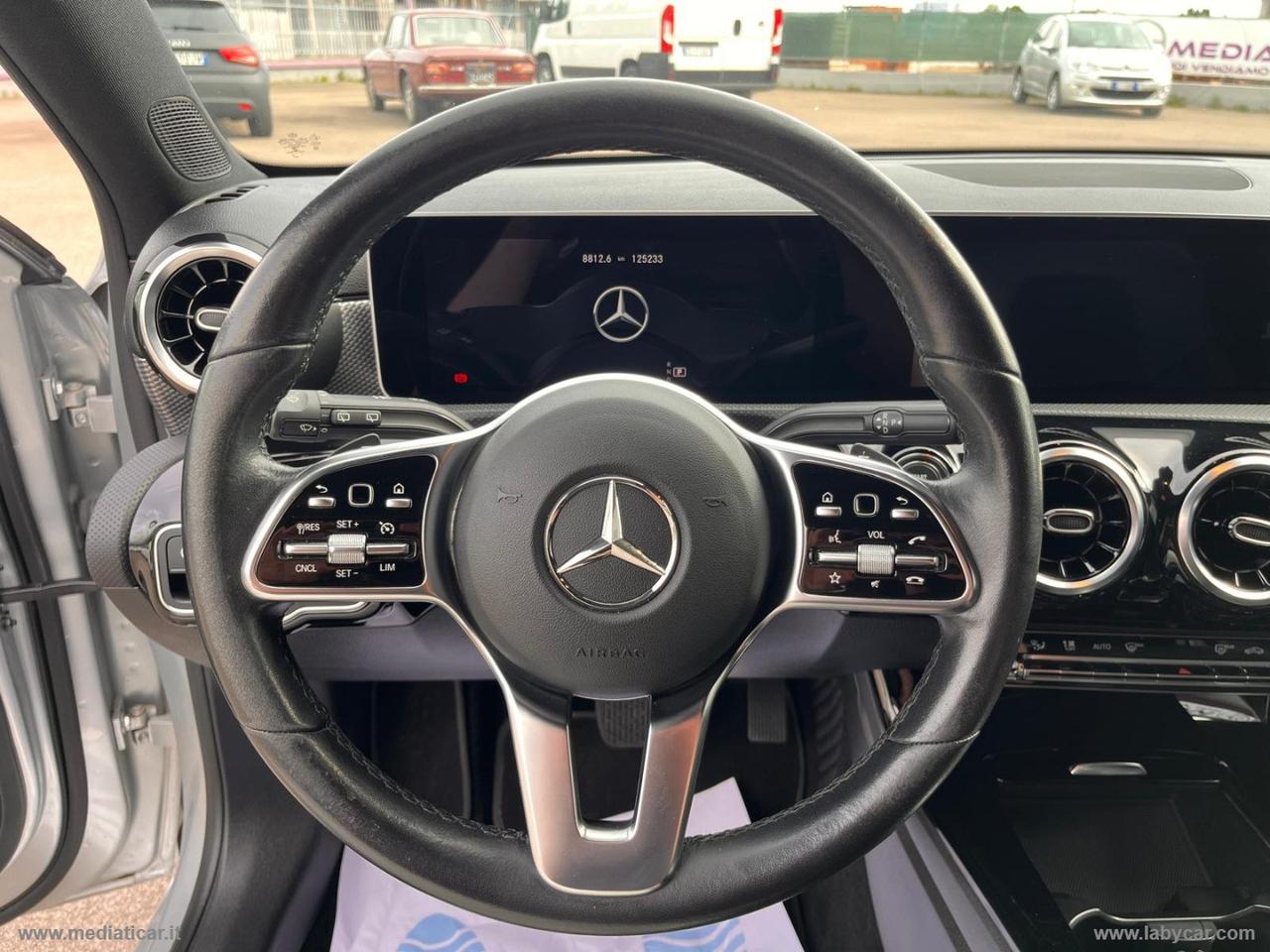 MERCEDES-BENZ A 180 d Automatic Sport