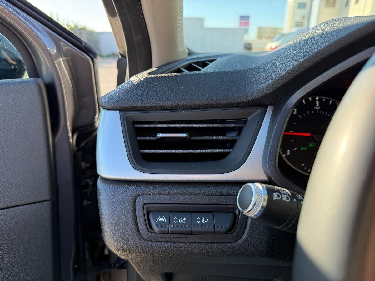 RENAULT - Captur - Blue dCi 8V 115 CV EDC Business