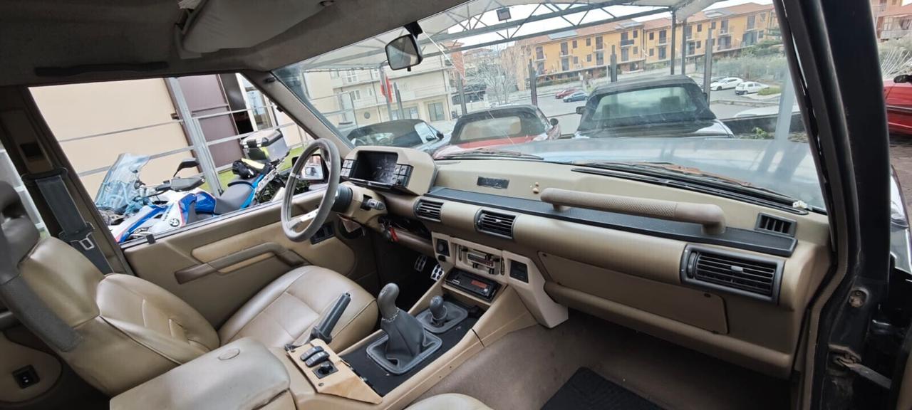 Land Rover Discovery 3.5i V8 5 porte