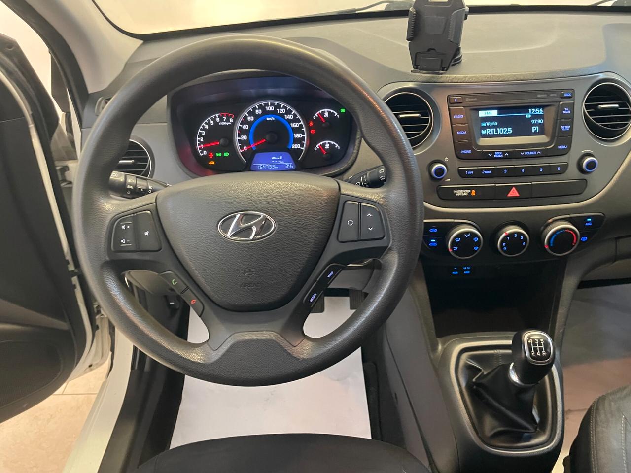 Hyundai i10 1.0 GPL Econext Login FULL TAGLIANDATA NEOPATENTATI