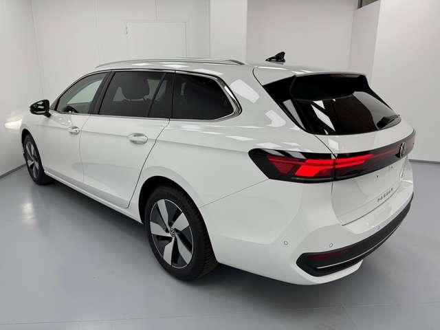 Volkswagen Passat ELEGANCE 2.0 TDI 150 CV DSG *FARI PERF+NAVI* PROMO