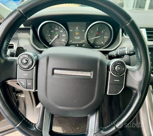 LAND ROVER Range Rover Sport 3.0 TDV6 HSE Dynami