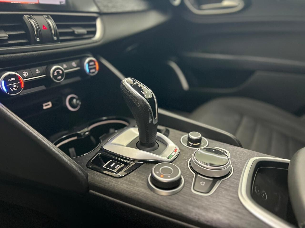 Alfa Romeo Giulia 2.2 Turbodiesel 160 CV AT8 Sprint