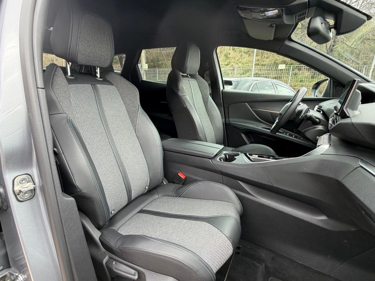 Peugeot 3008 sport allure pack blue hdi 130cv