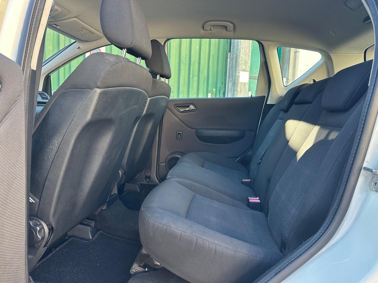 Mercedes-benz A 160 BlueEFFICIENCY - ok neopatentati