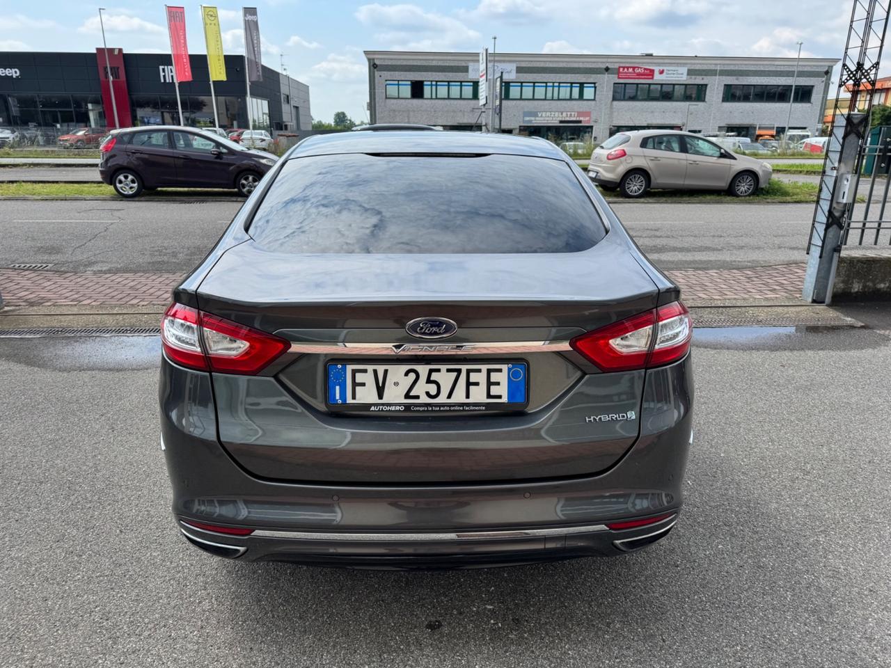 Ford Mondeo Hybrid 2.0 140 CV eCVT 4 porte Vignale