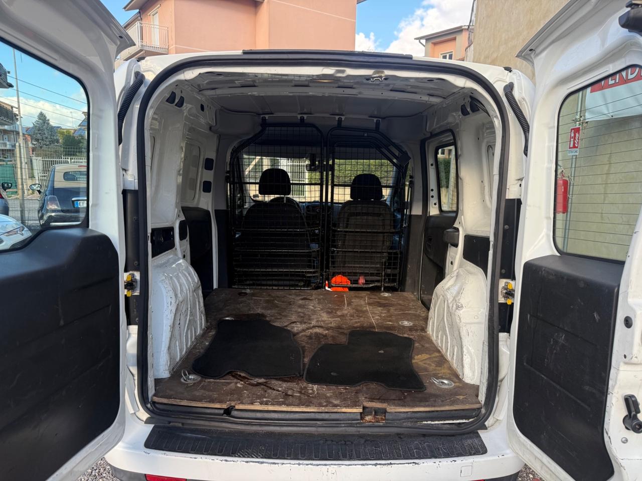 Fiat Doblo Doblò 1.6 MJT 105CV PL-TN Cargo Maxi Lamierato SX
