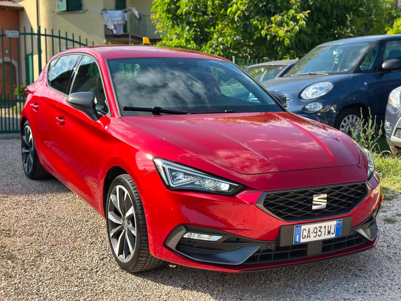 Seat LEON 1.5 eTSI HYBRID FR KMCERT GARANZ UNICOPR