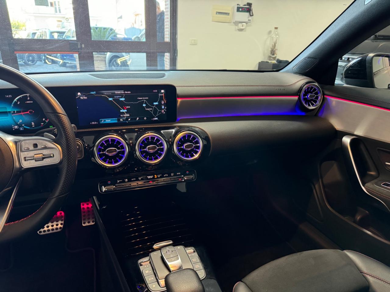 Mercedes-benz CLA 200 d PREMIUM AMG LUCI AMBIENTE AUTO