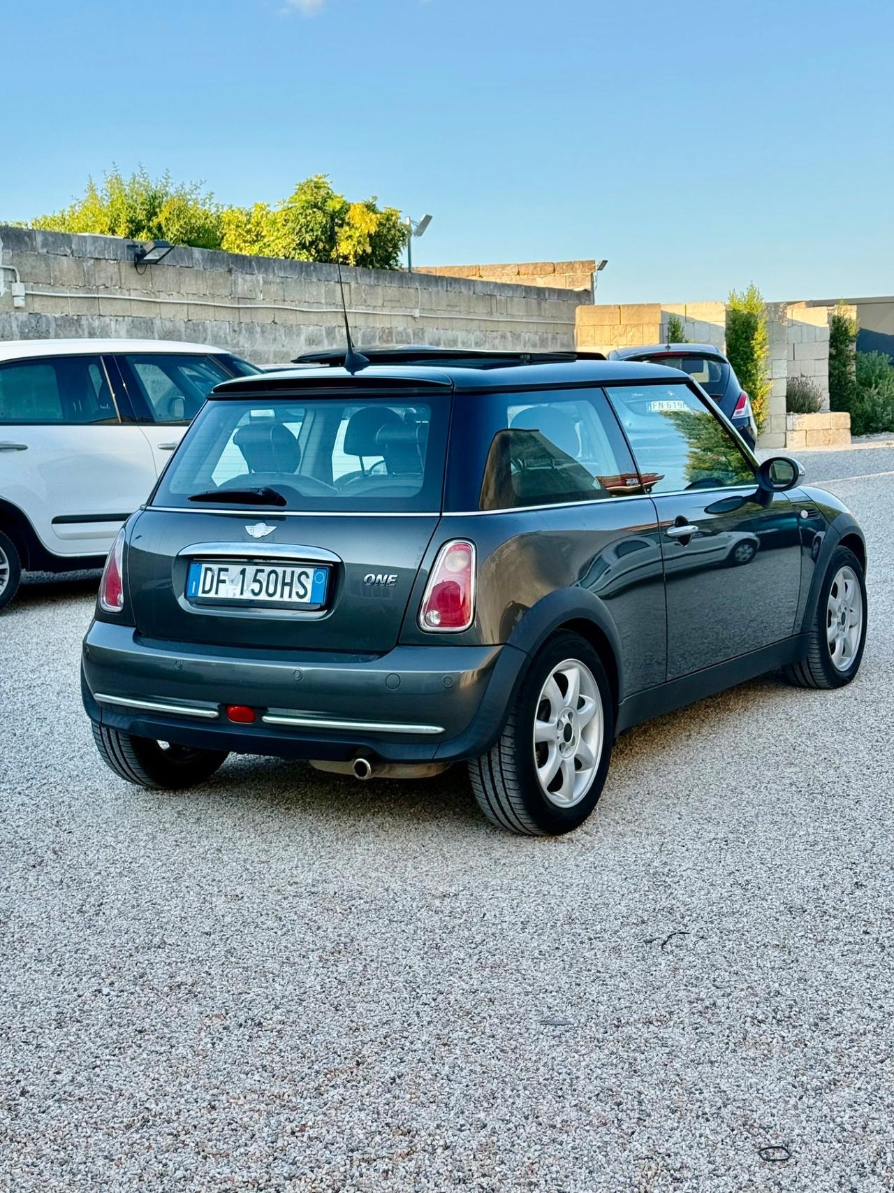 Mini 1.6 16V One Park Lane