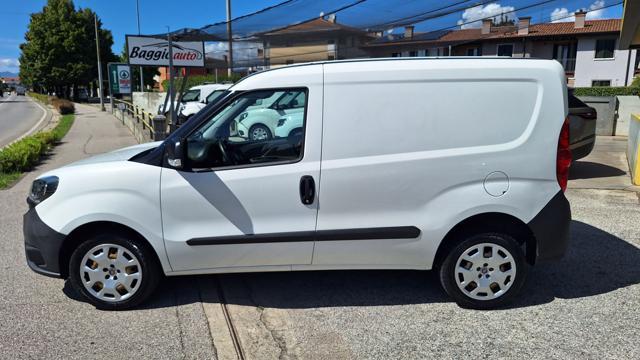 FIAT Doblo Doblò 1.4 T-Jet PC-TN 3POSTI Lounge N°GA026