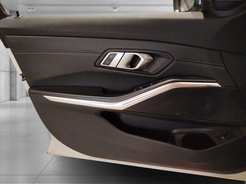 BMW Serie 3 Touring 318 d Business Advantage Steptronic