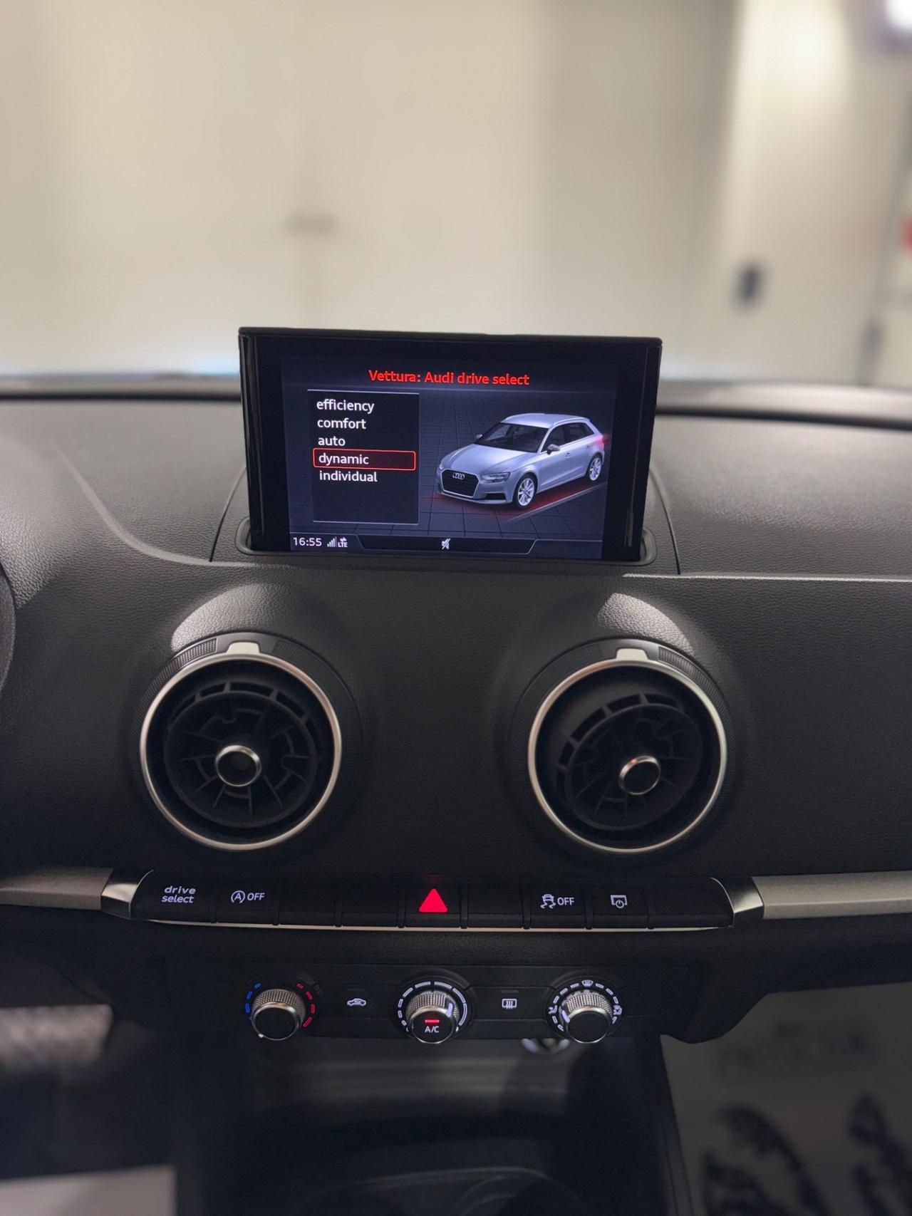 Audi A3 1.6 TDI 116 CV S tronic Sport