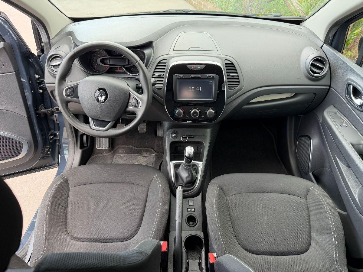 RENAULT - Captur - dCi 8V 110 CV S&S Energy Initiale Paris