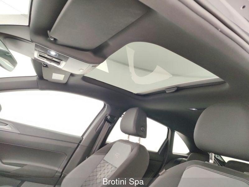 Volkswagen Taigo Taigo 1.0 TSI 110 CV R-Line