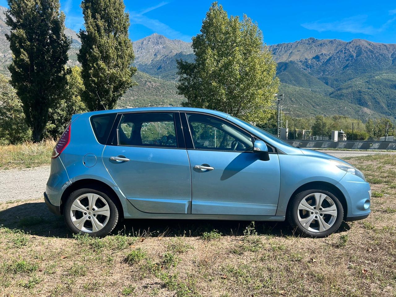 Renault Scenic Scénic X-Mod 1.5 dCi 110CV Luxe