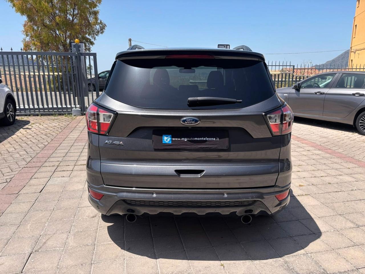 FORD KUGA