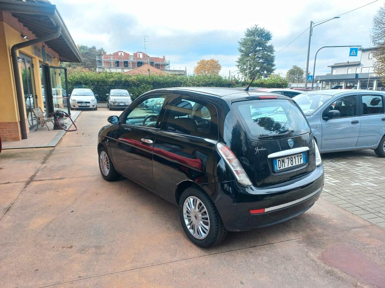 Lancia Ypsilon 1.2 Oro