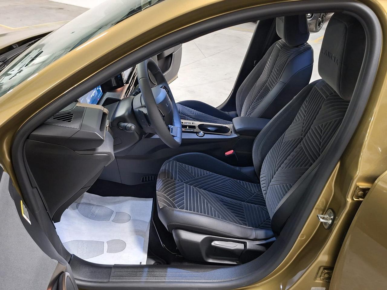 Lancia Ypsilon 1.2 Turbo mhev Hybrid LX e-DCT Km.0