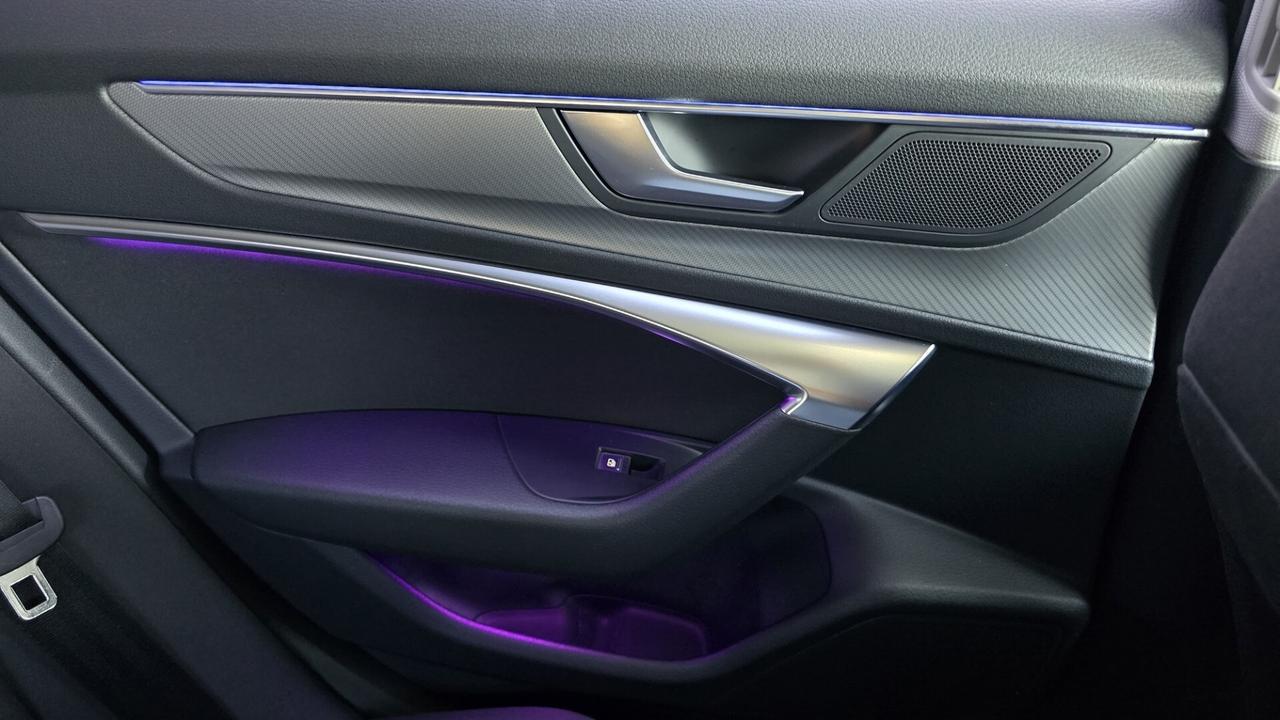 Audi A6 Avant 40 2.0 TDI S tronic Business Sport