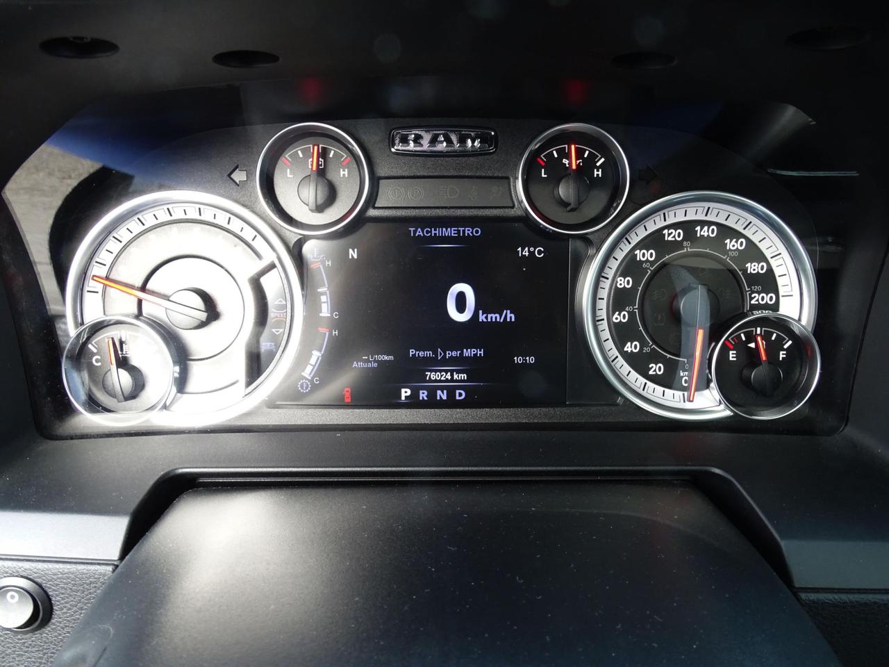 Dodge RAM 1500 AWD 5.7L V8 401CV LARAMIE AUTOCARRO