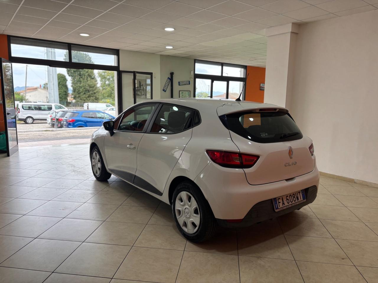 Renault Clio 1.2 75CV GPL 5 porte Live ok neopatentati