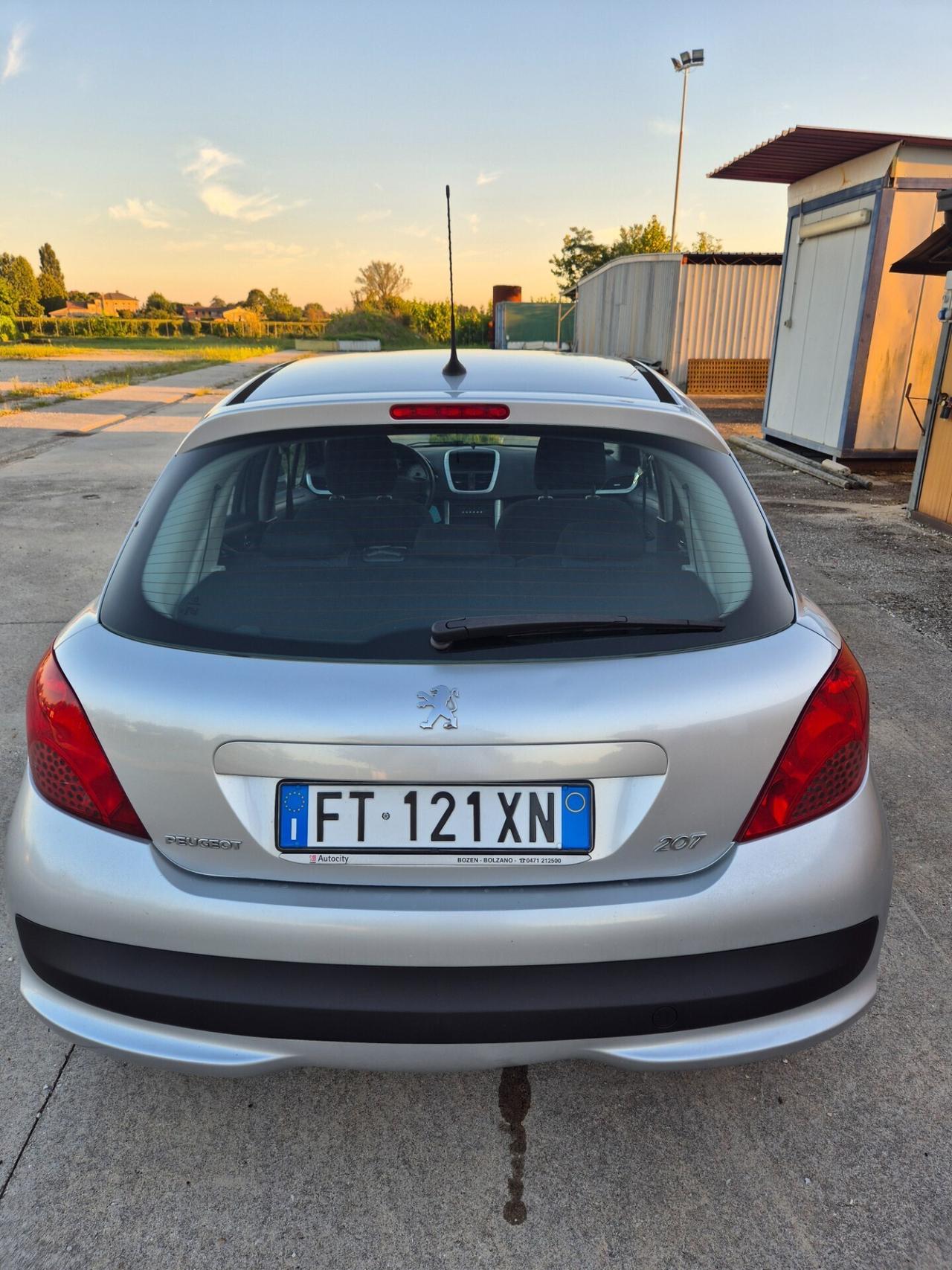 Peugeot 207 1.4 88CV 5p. neopatentati